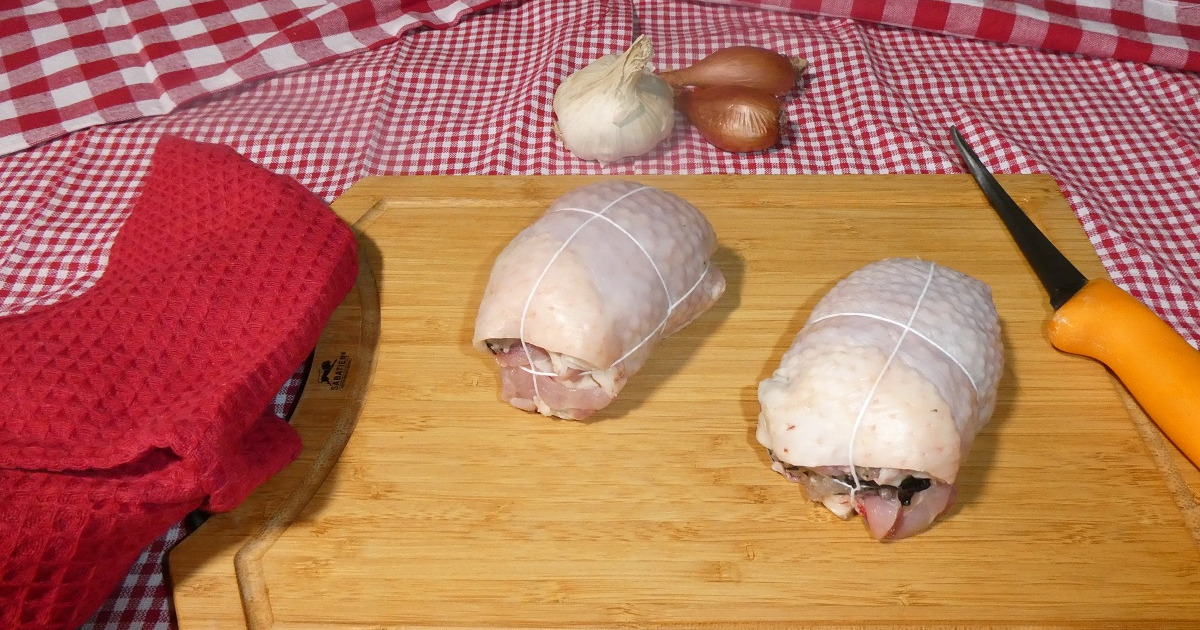 Paupiettes de poulet farcies aux trompettes de la mort x 4