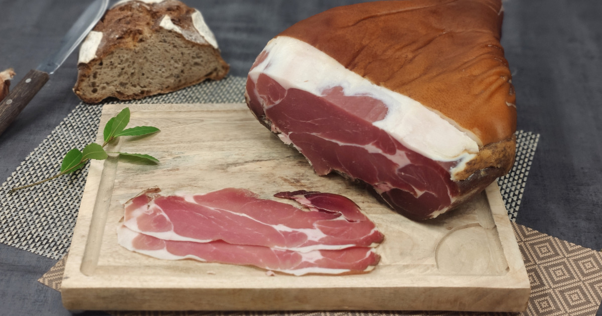 Faux Jambon Fumé Desossé Plastique Soufflé - Décoration Alimentaire Réaliste H 350x290 Mm