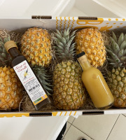 La Box Fruitée -  Fruits de la Réunion - BOX ROYALE- 5 Ananas, 1 sirop de Vanille
