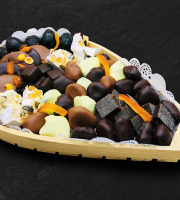 Maison du Pruneau - Cueillette du Gascon - Assortiment Pruneaux Et Chocolats - Claie Agenaise Bois 1,1kg