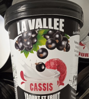 Les Glaces de la Vallée - Yaourt et fruits glacés au cassis "la Vallée" 500 ml