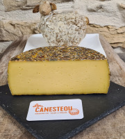 Lou Canesteou - Tomme fermière aux fleurs de Printemps 500g