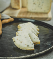 Maison Agour - Fromage de brebis à la truffe d'été 1,2% - 500g