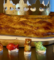Ferme Sinsac - Galette des rois aux poires et chocolat sans alcool (28 cm pour 8 personnes)