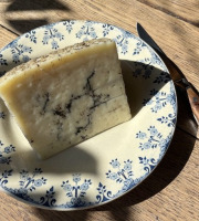 Boucherie Guiset, Eleveur et boucher depuis 1961 - Tomme de Brebis à la truffe 670g