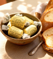 Beurre Plaquette - Le Sachet De Bonbons  De  Beurre Fleur De Sel  10x10 G