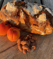 Ferme Sinsac - Pain d'été (abricots rotis au romarin et amandes grillés)