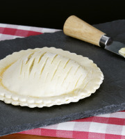 Maison Boulanger - Feuilleté Jambon-champignons Surgelé Cru  par 4