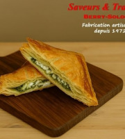 Saveurs & Traditions Berry-Sologne - Feuilleté crottin épinard x40