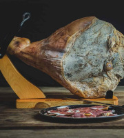 Maison Agour - Coffret Jambon de Bayonne IGP 12 mois avec support et couteau