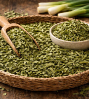 Nature et Saveurs - Ferme Aquaponique et Permacole Astérienne - Feuilles de ciboule séchées — l’aromate oublié des bouillons