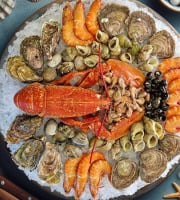 Famille Guezel - Plateau de fruits de mer - Le Lobster 4 pers