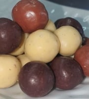 La confiserie d’antan 100% bio - Noisettes enrobées de chocolats assortiments - vrac 500 gr