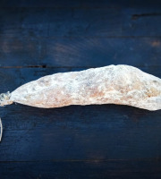 Elevage de Cochons en Forêt et Produits du Terroir Jurassien - Saucisson sec au Piment d'Espelette - Porc plein air - AB -
