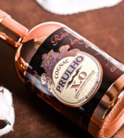 Cognac Pruhlo - La Compagnie Française des Spiritueux - Cognac Voyage Hors d'age Grande Champagne