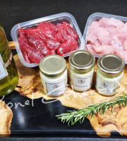 Boucherie Charcuterie Traiteur Lionel Ghérardi - Pack Fondue Boeuf et Volaille avec Huile et Sauces - 4 personnes
