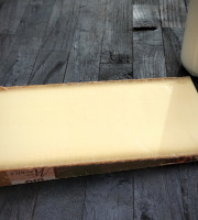 Elevage de Cochons en Forêt et Produits du Terroir Jurassien - Comté Grande Réserve - AB - 500g