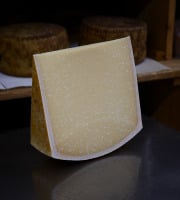 Alléosse Maitre Artisan Affineur Fromager - Parmigiano Reggiano Vache rouge 28mois  au lait cru DOP