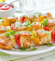 Maison Marechal - 12 Brochettes De Poulet Tomate Basilic