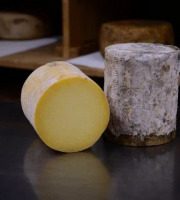Alléosse Maitre Artisan Affineur Fromager - Cheddar Toilé AOP fermier 250g