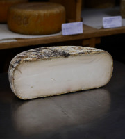 Alléosse Maitre Artisan Affineur Fromager - Tomme Rousseau de chèvre 1kg