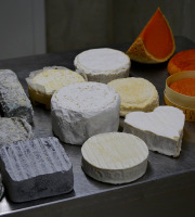 Alléosse Maitre Artisan Affineur Fromager - Box Découverte 2KG