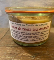 Des Poules et des Vignes à Bourgueil - Terrine de truites aux amandes