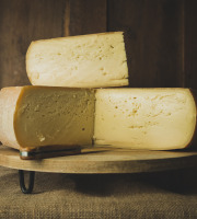 Maison Agour - Fromage de vache - Tomme 3.8kg