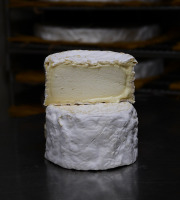Alléosse Maitre Artisan Affineur Fromager - Chaource Fermier AOP au lait cru (1/2)