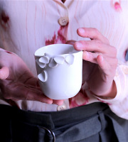 Atelier Eva Dejeanty - Tasse en porcelaine Eclosion M