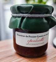 La table noire Eperluette - Douceur Fraises cassis et citron noir 225g