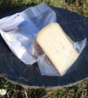 Maxime Bajas – Ferme De L’Aouda - Fromage de brebis PéDescaous –  Bergerie 10 mois – 500g