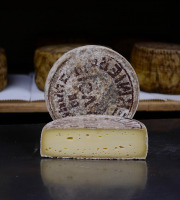 Alléosse Maitre Artisan Affineur Fromager - Tomme de Savoie fermière IGP au lait cru (Entier)