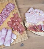 Maison Victor - Depuis 1976 - Pack Charcuterie 5 personnes (sans fromage) pour raclette