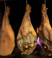 Domaine du Catié - Jambon entier affiné 12 mois de cochon Magalica de 10 mois sans nitrite