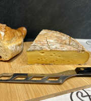 Maison BAYLE - Champions du Monde de boucherie 2016 - Saint-Nectaire - Grand Classique - 250g