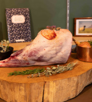 Aux Arts Salés - Gigot raccourci d'agneau de pré-salé - 1,7 kg - livraison le 9 Octobre
