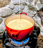 Crémerie de Mandallaz - La Fondue Maison Suisse 6 pers - PRÊTE À FONDRE