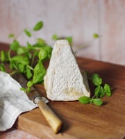 Ferme du caroire - Pyramide sèche au lait cru de chèvre