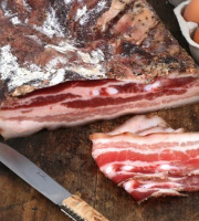 Charcuterie Aubard - Ventrèche Plate au Piment d'Espelette AOP en tranches 200g