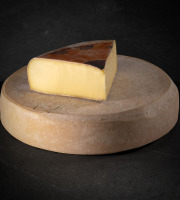 Les Affineurs des Volcans - Raclette au Lait Cru Vagne Demie (env. 3 Kg)