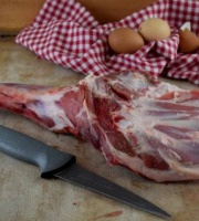 La ferme d'Enjacquet - Épaule d’agneau entière avec os – 1,6 à 1,8 kg x 5