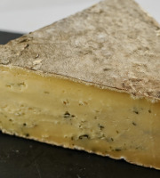 GAEC Les Perce-neige - Tome a l ail des ours 1/2   3,2KG