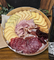 La Fermière - Offre de lancement! Raclette Fromages & Charcuterie 4 pers + 1 bouteille de vin blanc offerte!