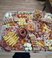 Boutique Boisette - Plateau apéro fromages et charcuteries
