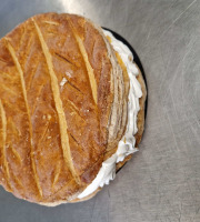 Mademoiselle Fayel - Galette des rois glacée  crème glacée chocolat sorbet poire