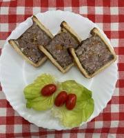 Ferme Guillaumont - PATE EN CROUTE DE CERF AUX GIROLLES X 2 TRANCHES
