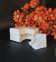 La Ferme du Pont des Loups - Le Félait (fromage à la Truffe noire Tuber Melanosporum 2% aromatisé)