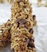 L'OLIVERAIE DU COUDON - BARRES DE CÉRÉALES ASSORTIES – 9 BARRES (126 G) 3 AUX POMMES / 3 AU CHOCOLAT / 3 À LA NOISETTE