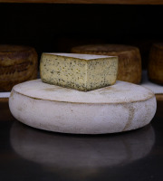 Alléosse Maitre Artisan Affineur Fromager - Raclette à l'Ail des ours au lait cru des Alpes (tranchée) 500g